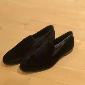 NEW- Men’s Black Velvet Loafers